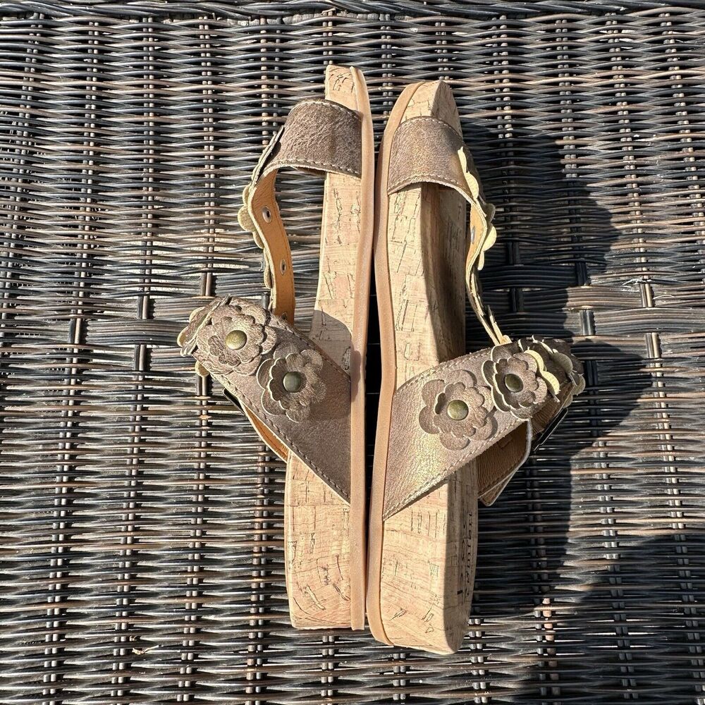 B.O.C Born Sandals Womens 7M Slides Toe Loop Wedge Platform Floral Cork‎ Slip On - Picture 5 of 7